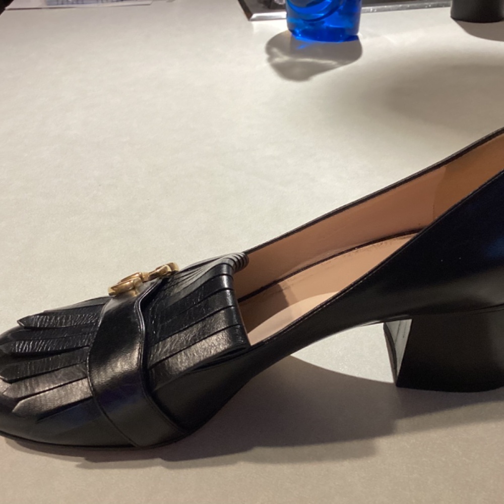 Gucci Black Leather Kiltie Loafers with Gold Double G Hardware - Picture 3 of 7